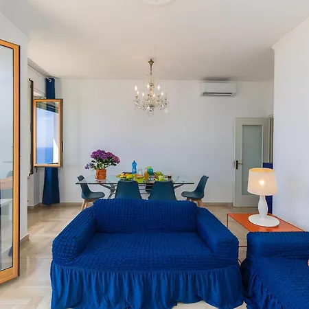 La Casa Nel Blu Finale Ligure