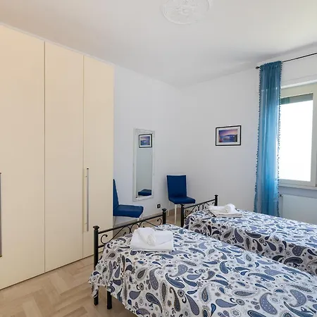 La Casa Nel Blu *